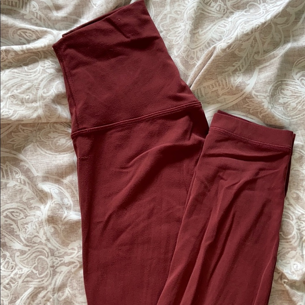 Lululemon Aligns 25”
